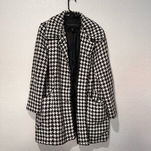 Attention Houndstooth wool coat